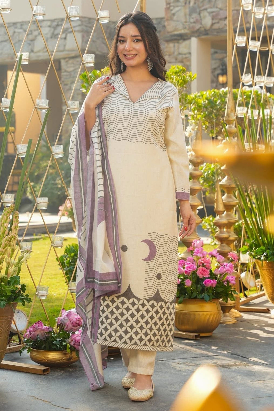 Cream Color Muslin Fabric Printed Readymade Salwar Suit