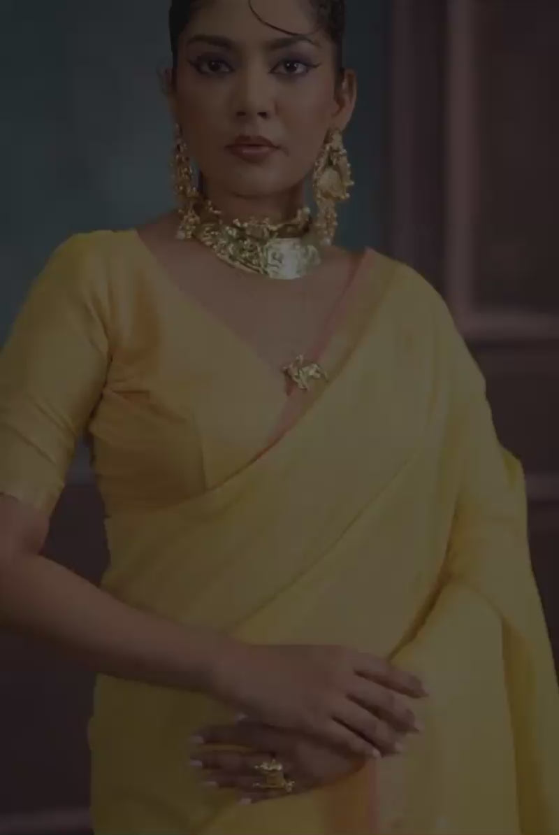 Yellow Color Munga Silk Handloom Weaving Saree