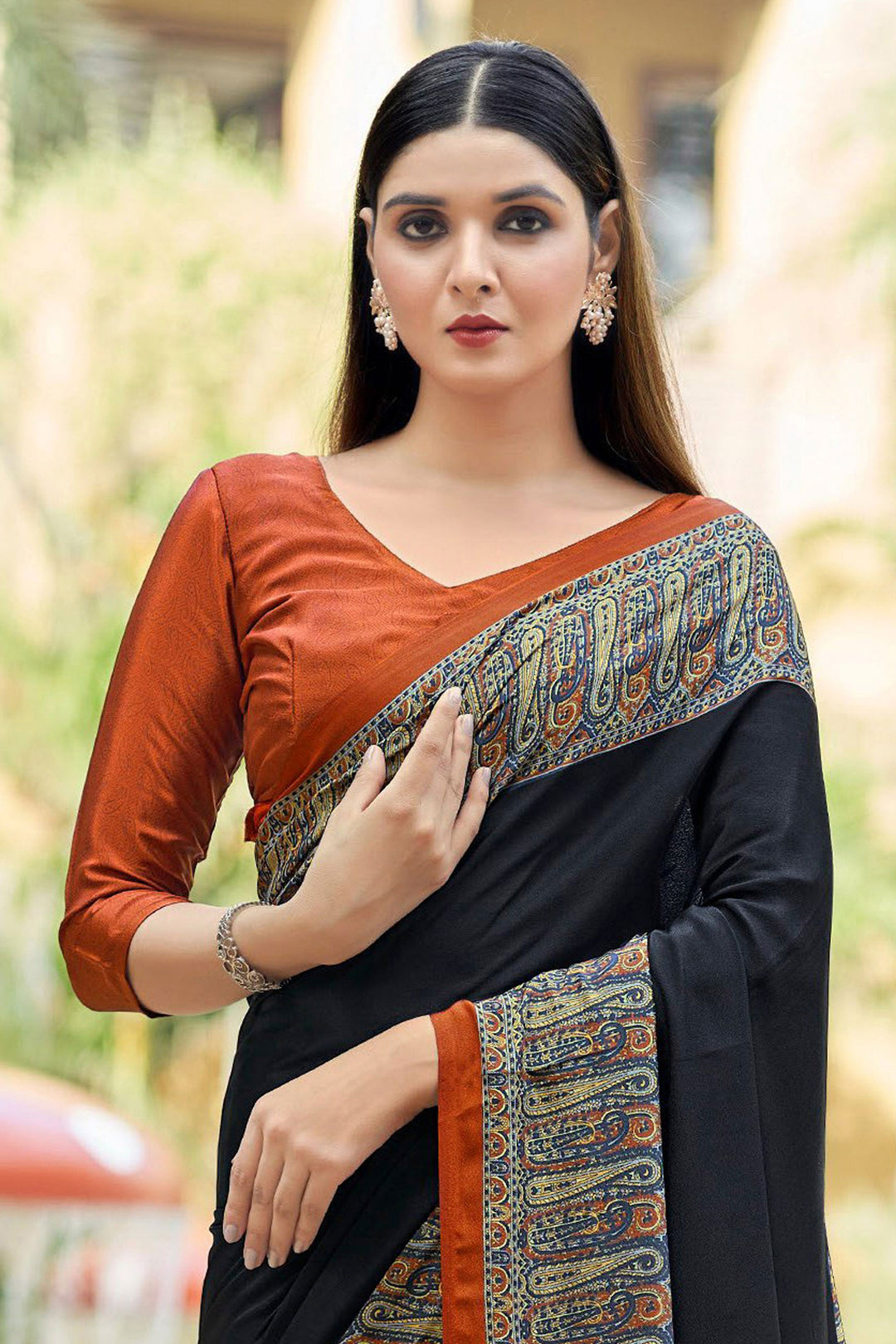 Beguiling Border Work On Black Color Crepe Silk Fabric Casual Saree | Buy Online India