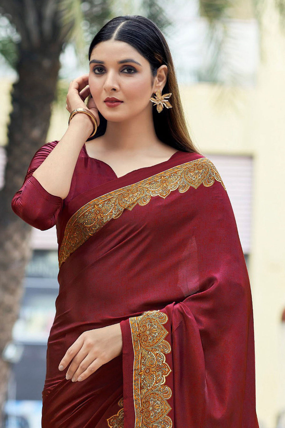 Tempting Crepe Silk Fabric Maroon Color Casual Saree With Border Work | Buy Online India